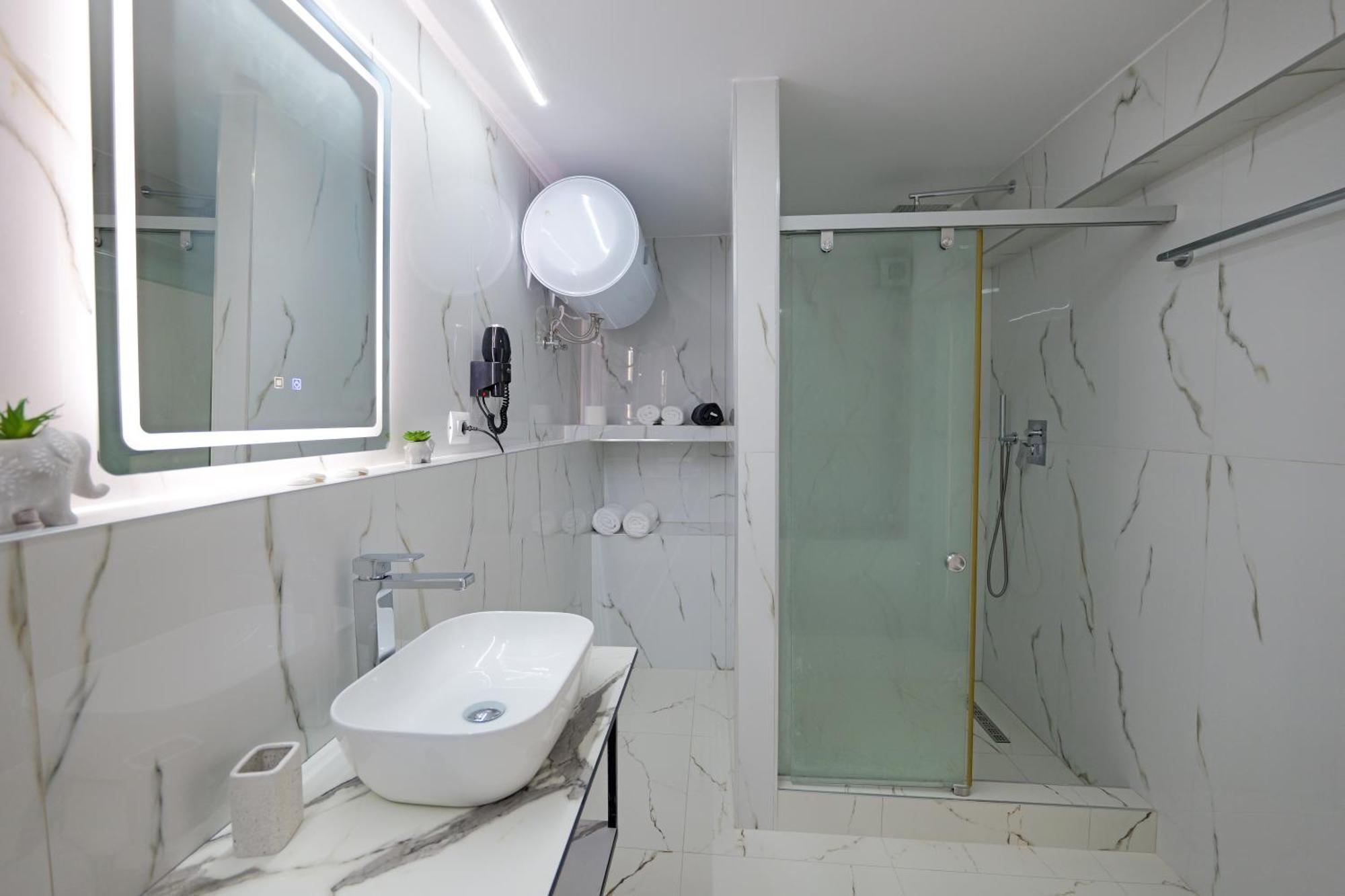Livia'S Guesthouse Ksamil Exteriér fotografie