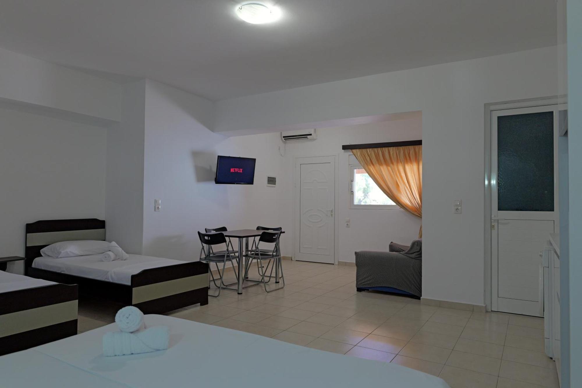 Livia'S Guesthouse Ksamil Exteriér fotografie