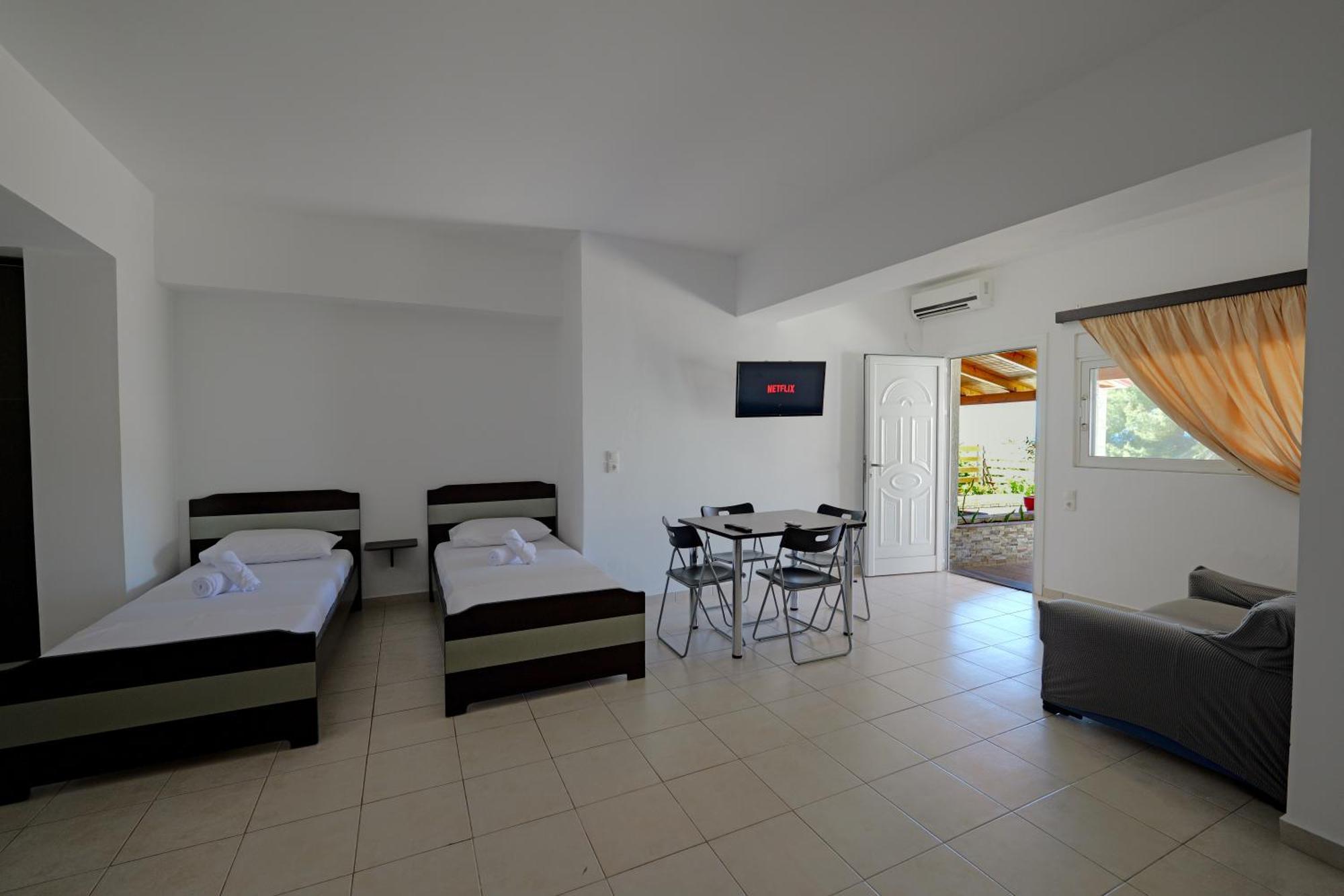 Livia'S Guesthouse Ksamil Exteriér fotografie