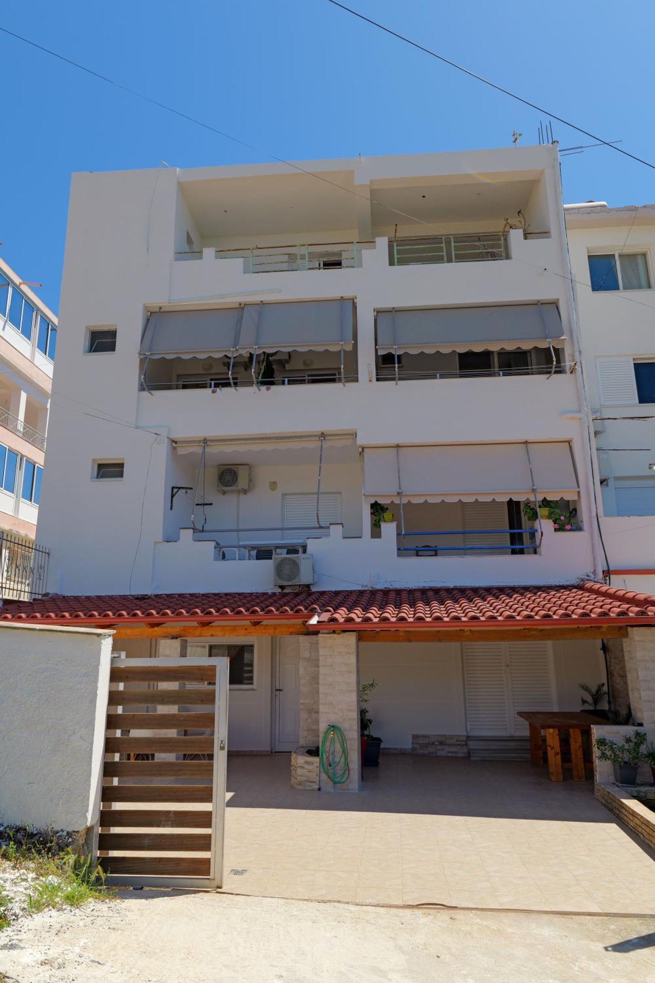 Livia'S Guesthouse Ksamil Exteriér fotografie