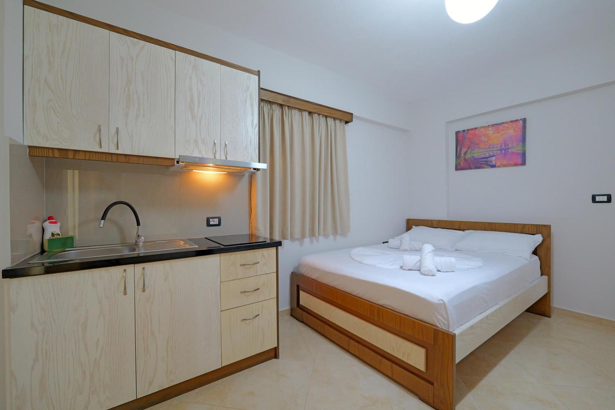 Livia'S Guesthouse Ksamil Exteriér fotografie