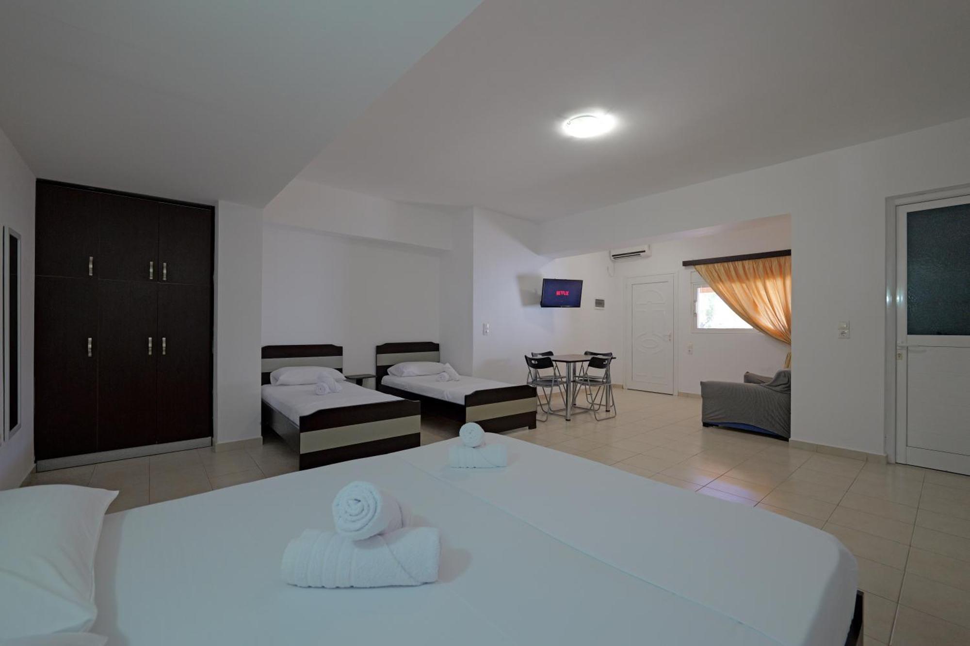 Livia'S Guesthouse Ksamil Exteriér fotografie